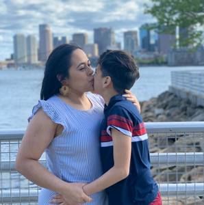 Meet your Posher, Emmanuel